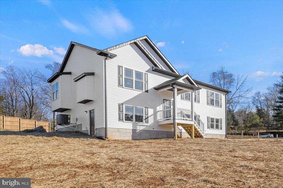 11183 Drogheda Mountain Rd, Rixeyville, VA 22737 - photo 1