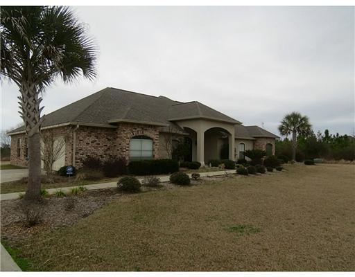 12225 E Pointe Dr, Picayune, MS 39466 - photo 1