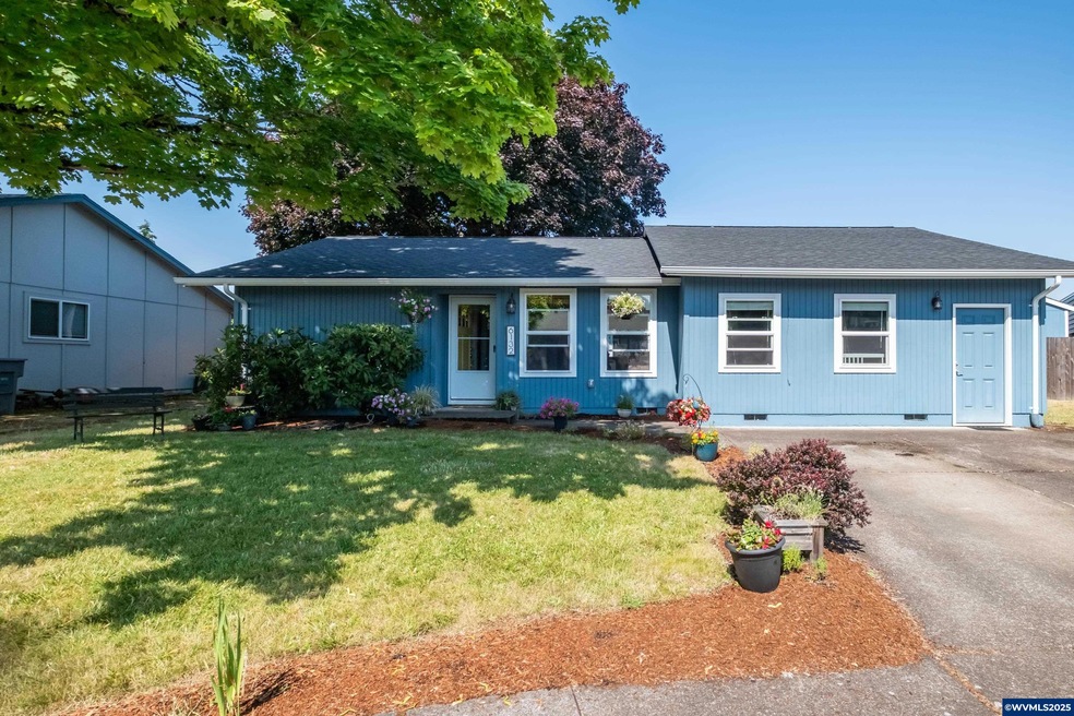 Sold $400,000 • Co-Listing Agent