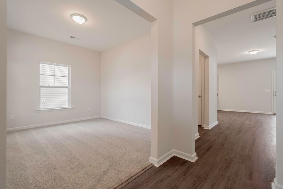 123 Middlesex Ct, Lugoff, SC 29078 - photo 1