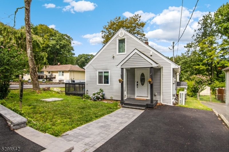 10 Fisk Trail, Hopatcong, NJ 07843 - photo 1