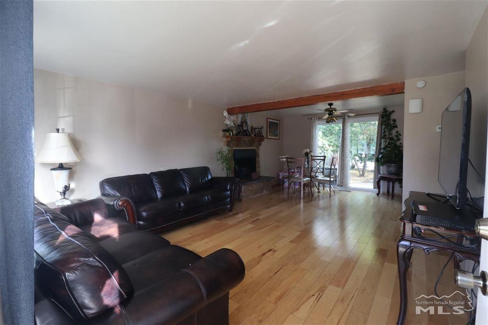 496 E Quail St, Sparks, NV 89431 - photo 1