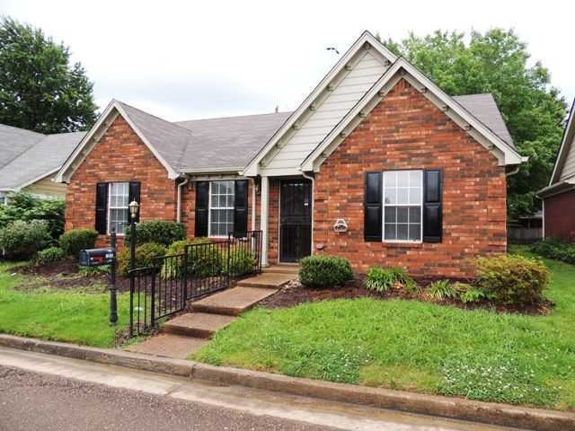 Brick w/new exterior paint