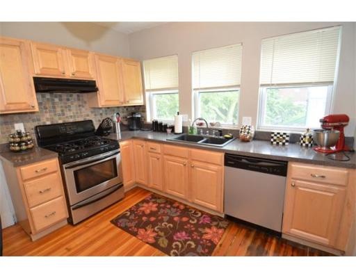 526 Talbot Ave unit 3, Dorchester Center, MA 02124 - photo 1