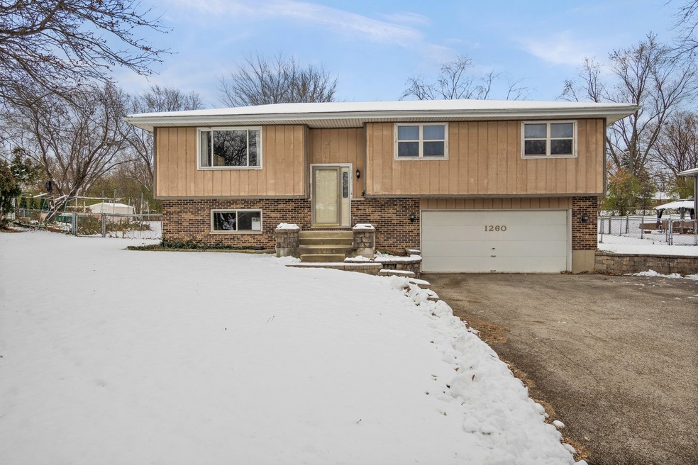 1260 E Wilson St, Batavia, IL 60510 - photo 1