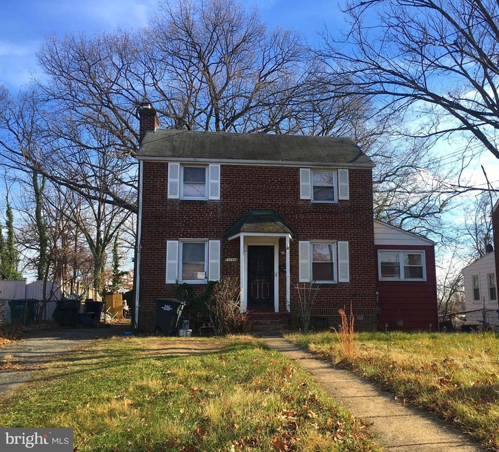 4044 Martin Luther King jr Ave SW, Washington, DC 20032 - photo 1