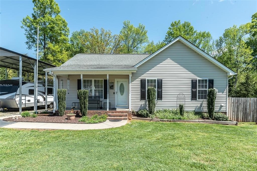 2225 Foxfire Ln, Burlington, NC 27217 - photo 1