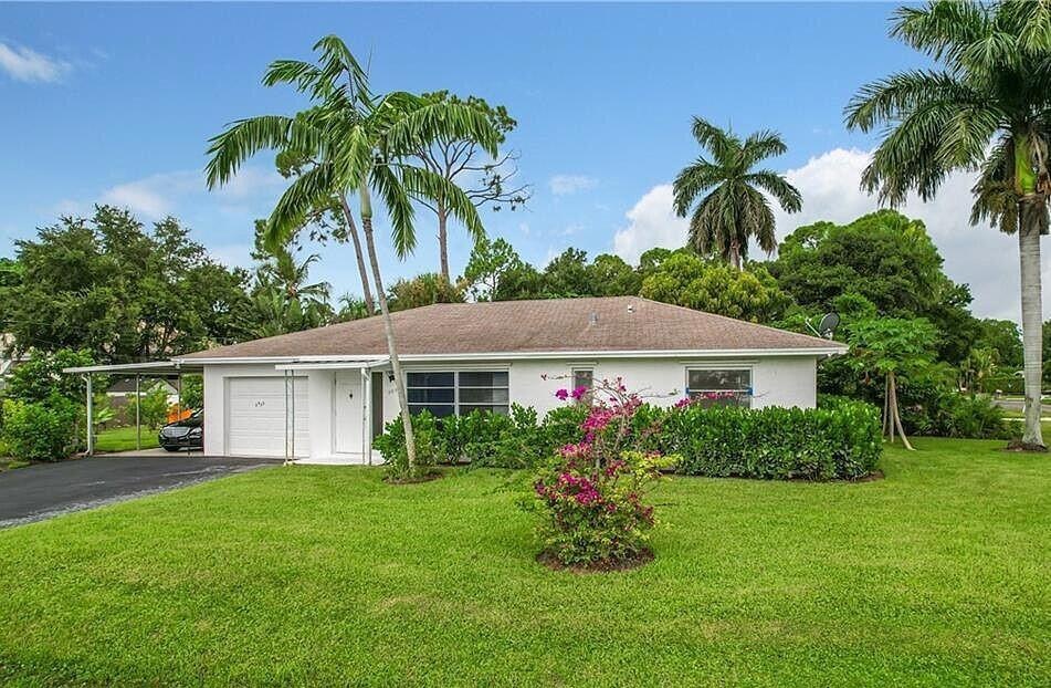 3933 12th St N, Naples, FL 34103 - photo 1