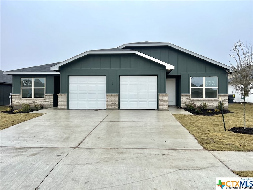 522 Lost Trail, Copperas Cove, TX 76522 - photo 1