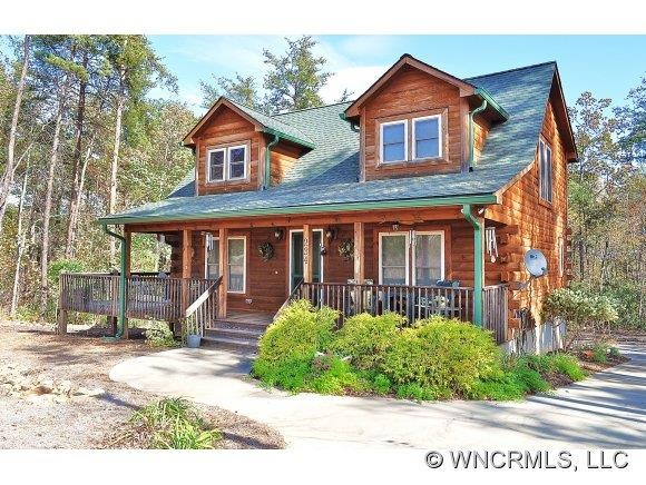Immaculate Log Cabin