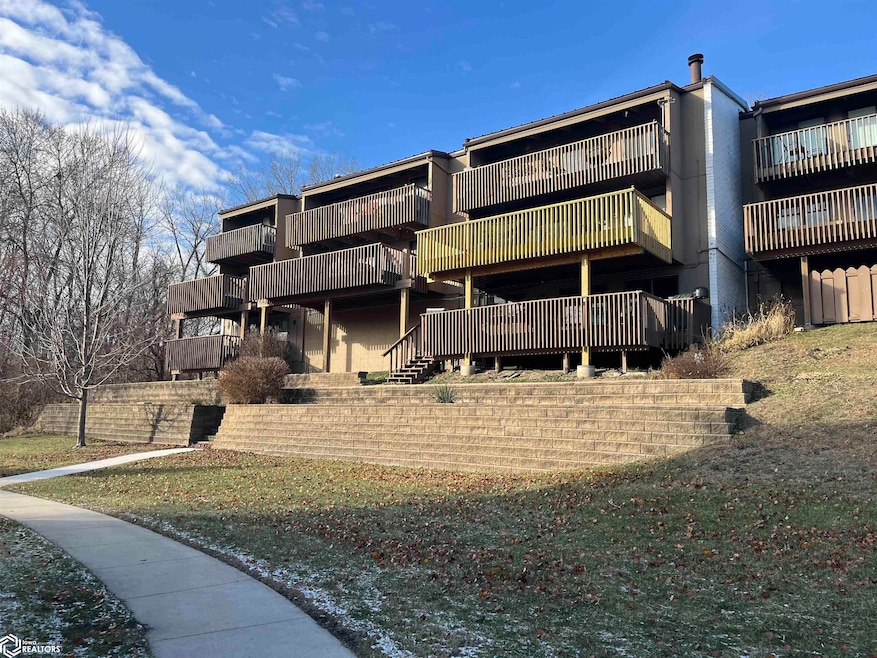 2700 N Shore Dr unit G 28, Clear Lake, IA 50428 - photo 1