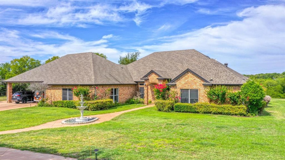 206 Woodcrest St, Weatherford, TX 76087 - photo 1