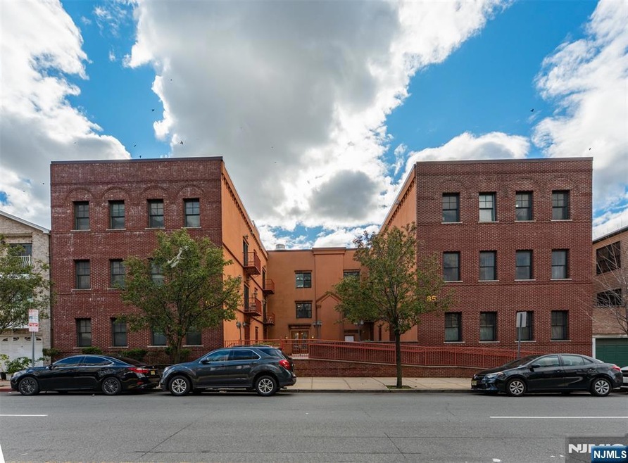 85 Broadway unit 2H, Jersey City, NJ 07306 - photo 1