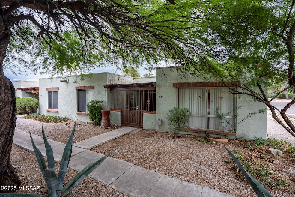 955 N Via Verano, Tucson, AZ 85710 - photo 1