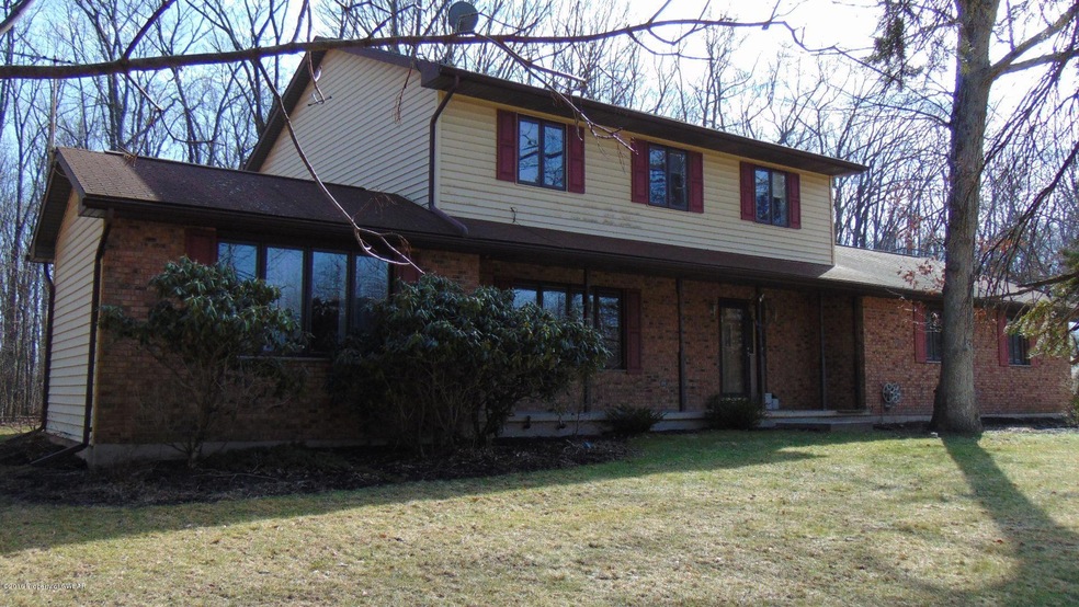 1405 Heslop Rd, Mountain Top, PA 18707 - photo 1