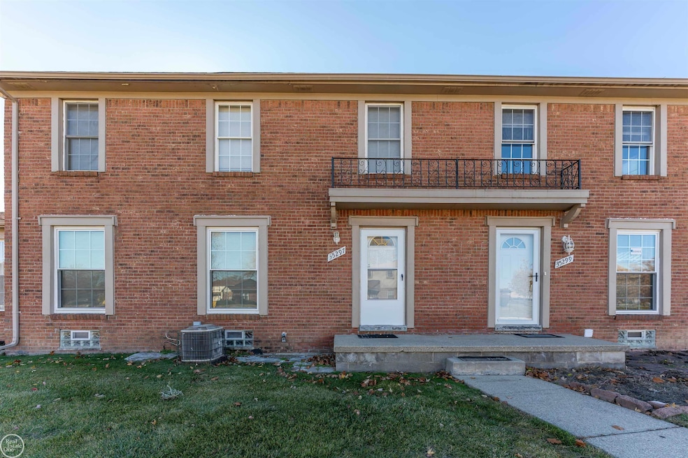 For Rent $1,700/month