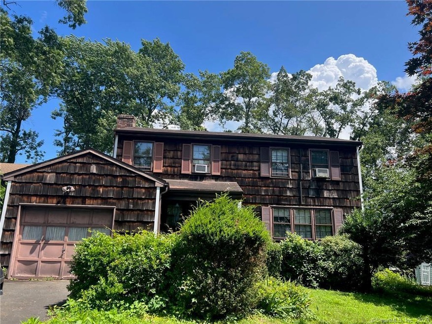 30 Soundview Dr, Stamford, CT 06902 - photo 1