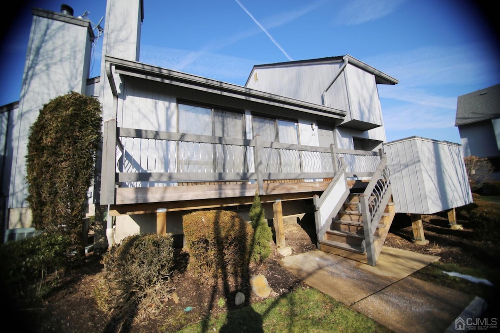 Sold $466,000 • Co-Listing Agent