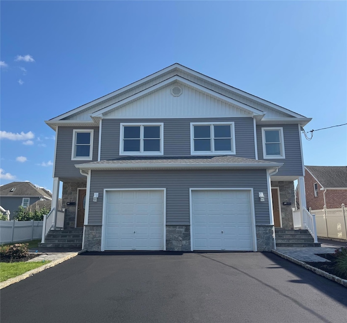 102 Elm Ave, Glen Cove, NY 11542 - photo 1