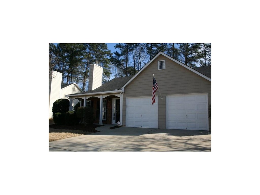 Well maintained ranch home in swim / tennis neighb