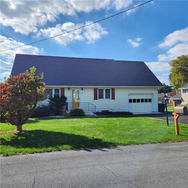 800 Hickory Ln, Easton, PA 18045 - photo 1