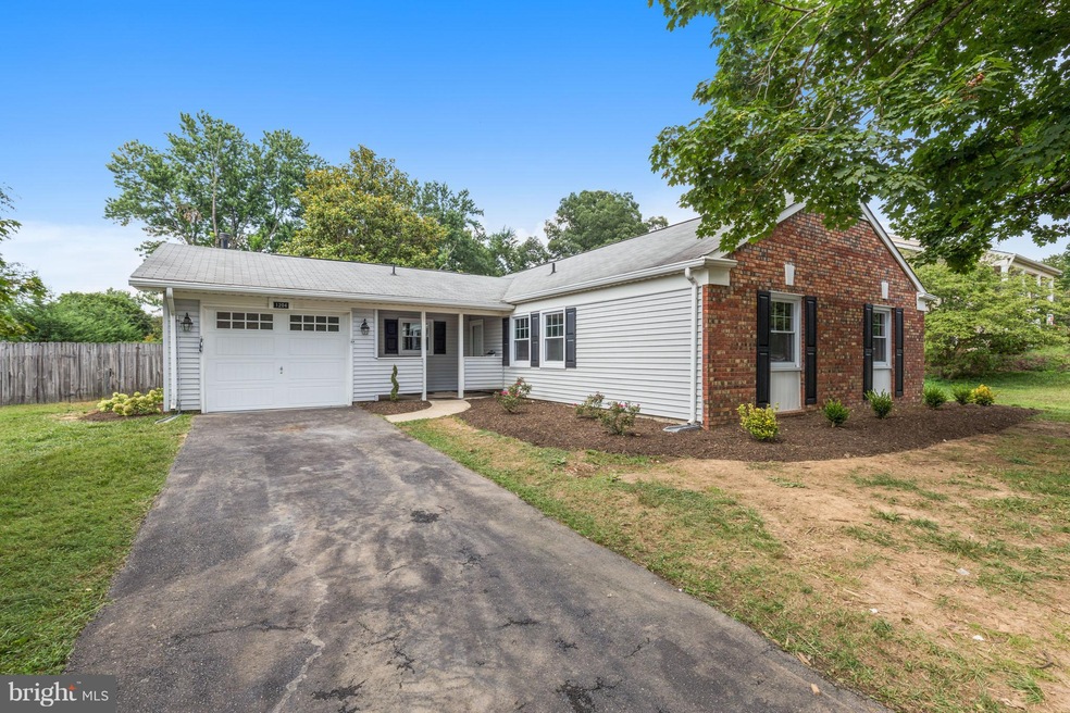 1204 Port Echo Ln, Bowie, MD 20716 - photo 1