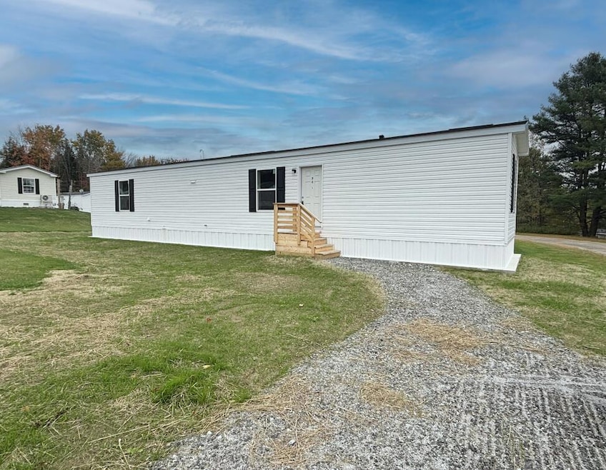 7 Spring Drive, Farmingdale