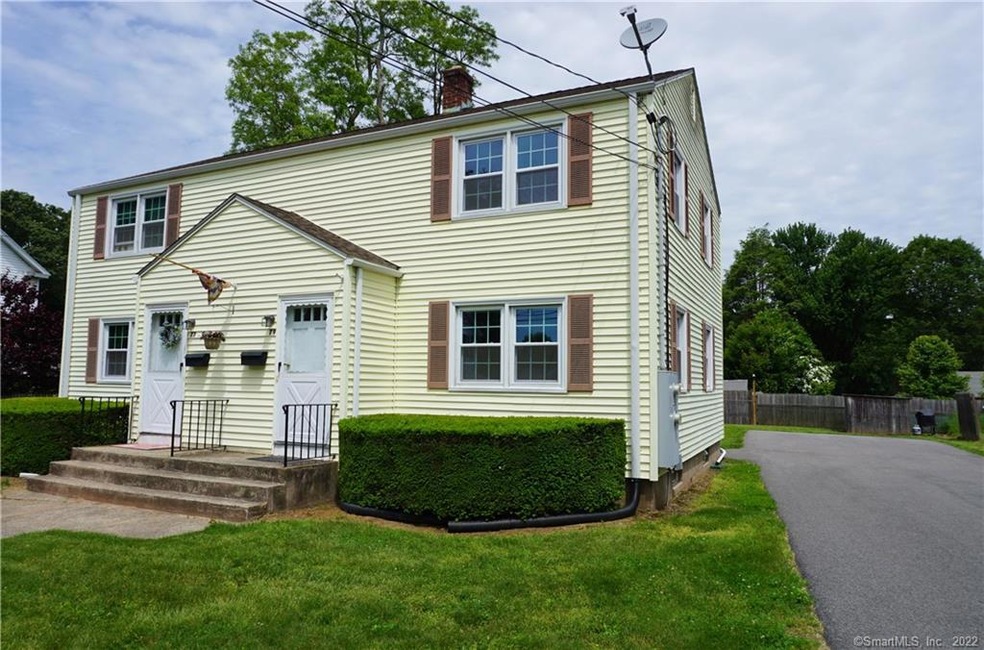 79 Mather St unit 79, Manchester, CT 06042 - photo 1