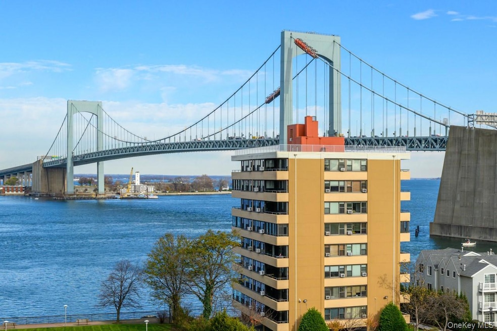 LeHavre on the Water unit 9A, Flushing, NY 11357 - photo 1