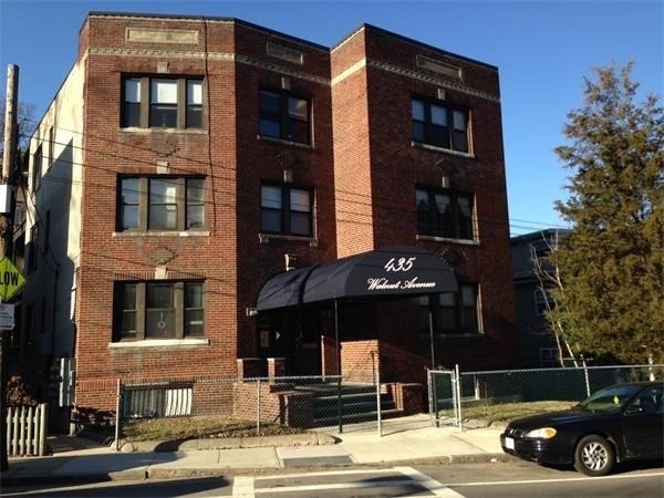 435 Walnut Ave unit 4, Roxbury, MA 02119 - photo 1