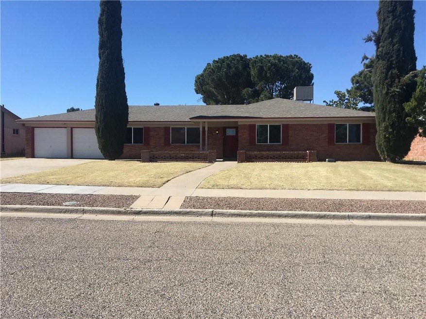 1621 Vista Real Dr, El Paso, TX 79935 - photo 1