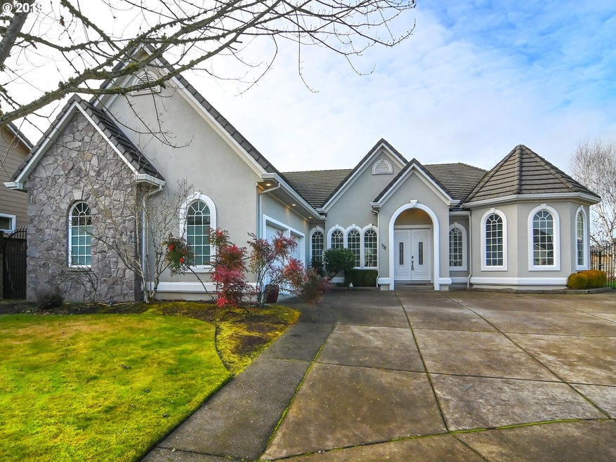 527 Pebble Beach Dr, Creswell, OR 97426 - photo 1