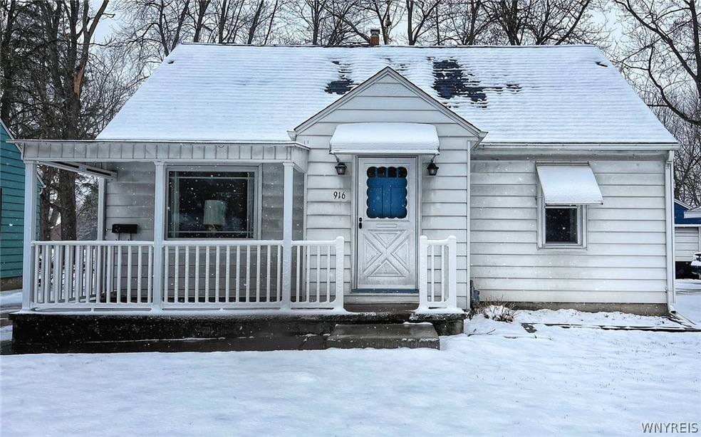 916 Nash Rd, North Tonawanda, NY 14120 - photo 1