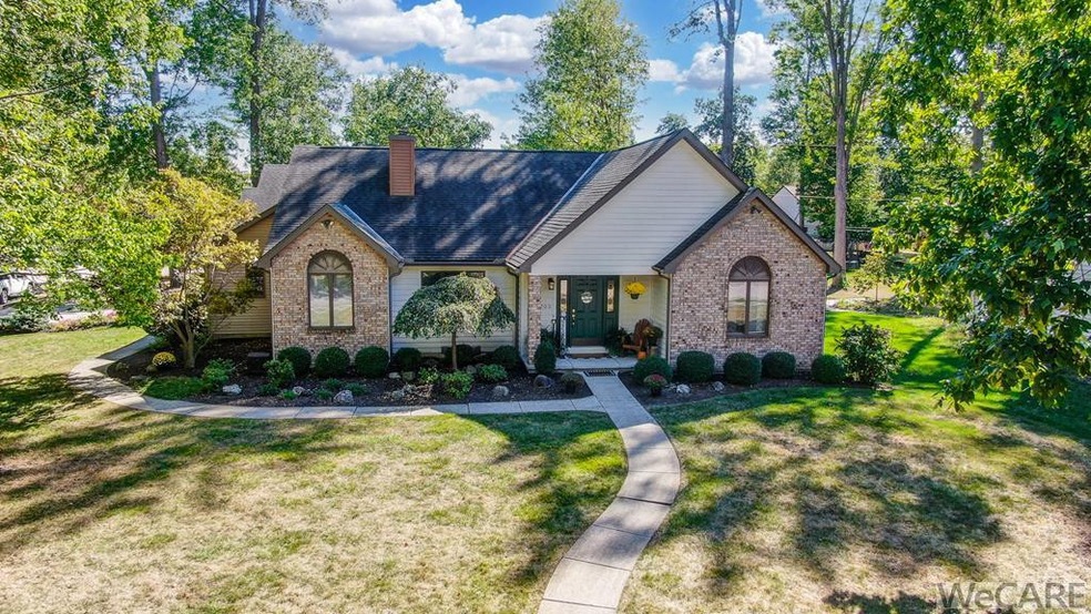 1703 Sherry Lee Dr, Lima, OH 45807 - photo 1