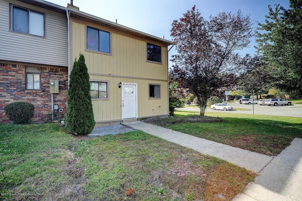 6 Alec Dr unit 1000, Howell, NJ 07731 - photo 1