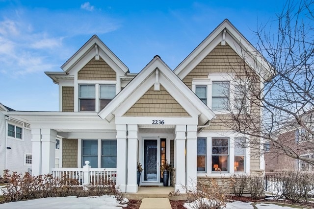 2236 Fielding Dr, Glenview, IL 60026 - photo 1