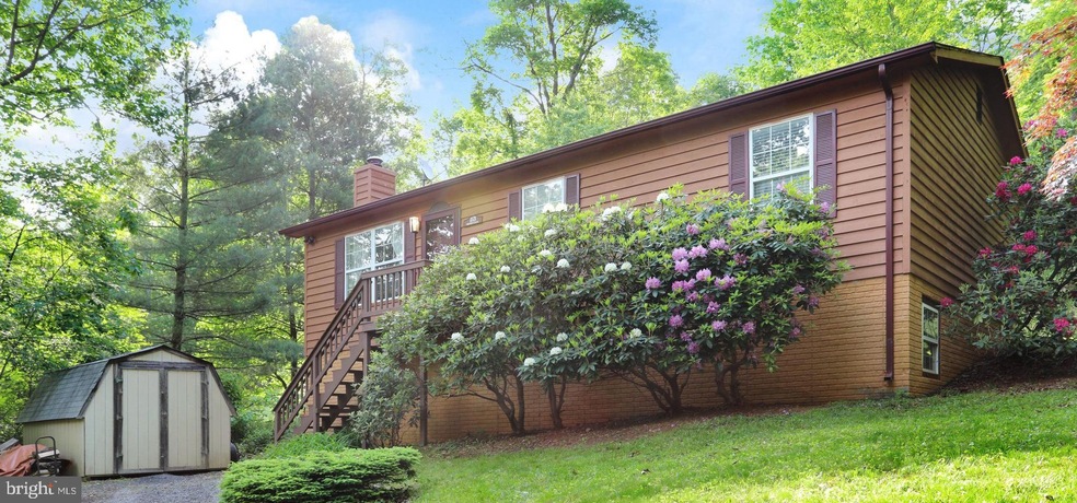 230 Parkside Rd, Linden, VA 22642 - photo 1