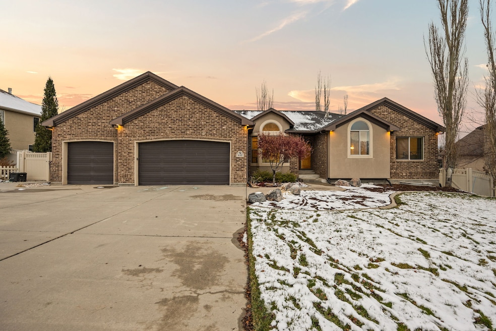 632 S 1400 E, Tooele, UT 84074 - photo 1