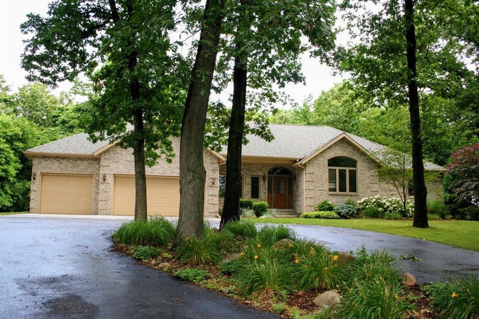 5733 W 450 N, La Porte, IN 46350 - photo 1