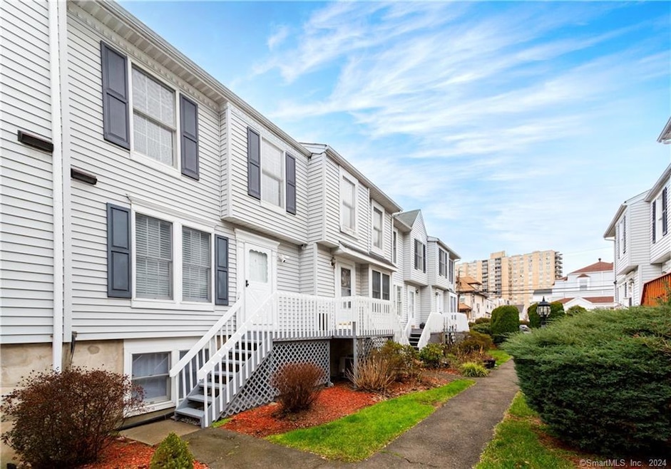 95 Lafayette St unit 4, Stamford, CT 06902 - photo 1