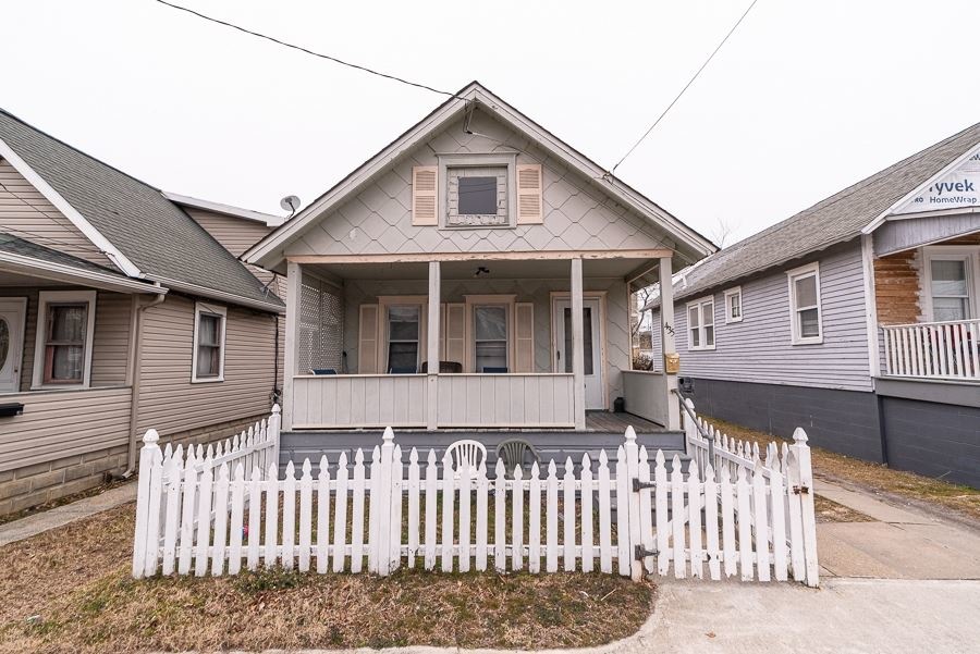 435 W Baker Ave, Wildwood, NJ 08260 - photo 1