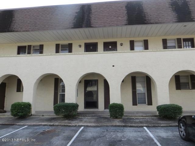 7346 El Barco Rd unit 5, Jacksonville, FL 32216 - photo 1