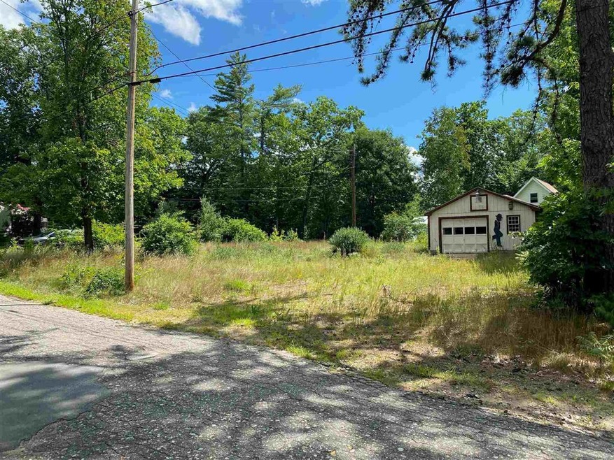 64 Oriole St, Franklin, NH 03235 - photo 1