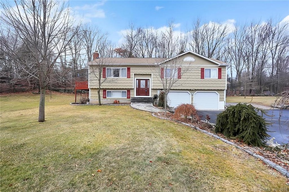 67 Nicholdale Rd, Shelton, CT 06484 - photo 1