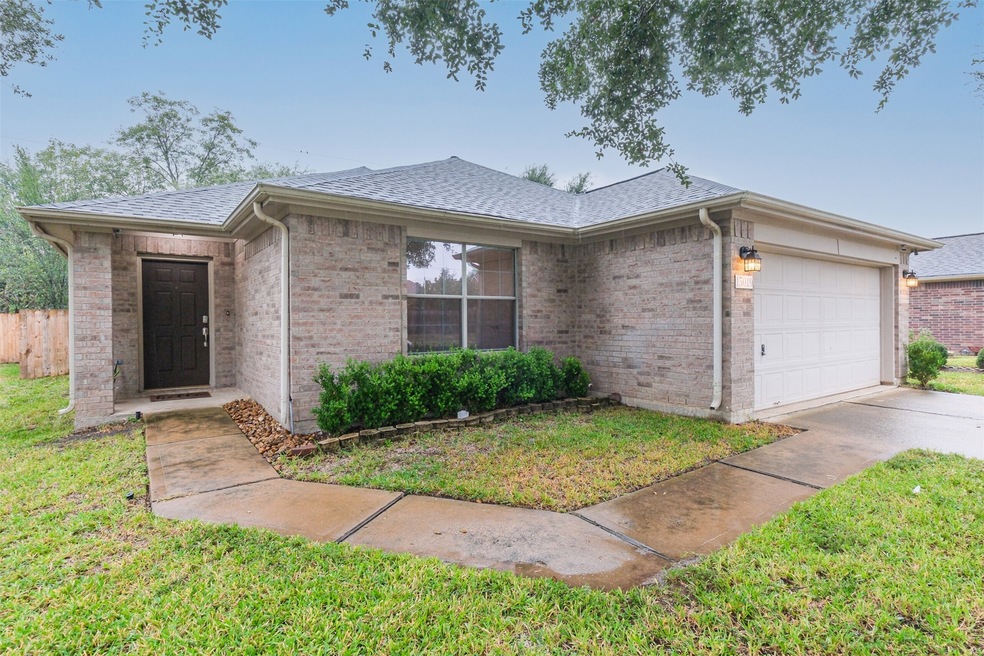 15019 Weeping Cedar Ln, Houston, TX 77084 - photo 1