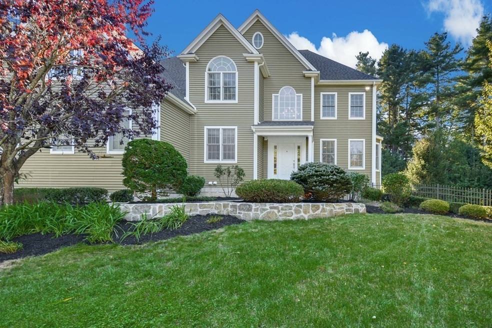 15 Windsor Cir, Franklin, MA 02038 - photo 1