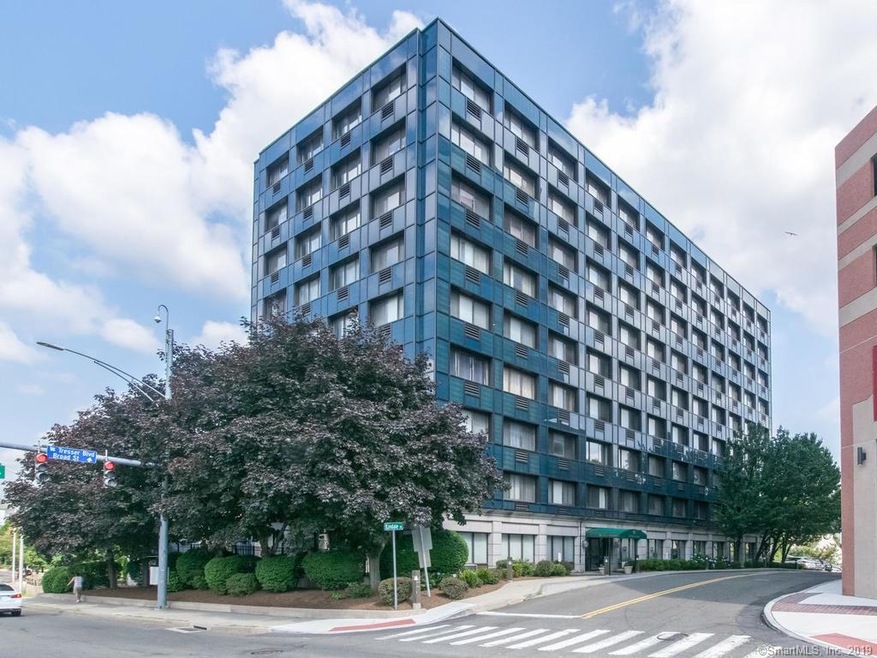 The Windemere unit 802, Stamford, CT 06902 - photo 1