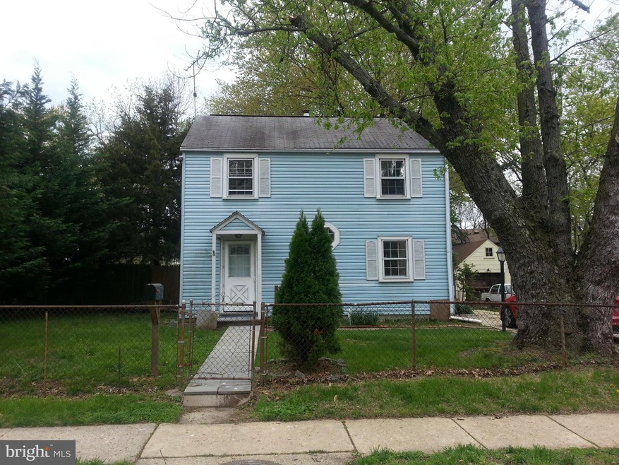 2407 Kent Village Dr, Hyattsville, MD 20785 - photo 1