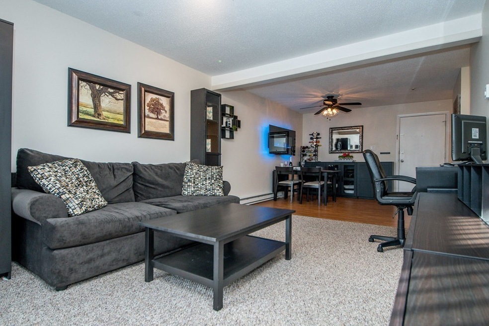 2 Karena Dr unit 14, Taunton, MA 02780 - photo 1