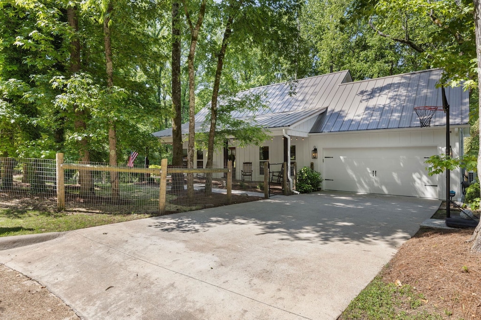 Sold $395,000